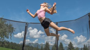 Découvrez les incroyables atouts du trampoline